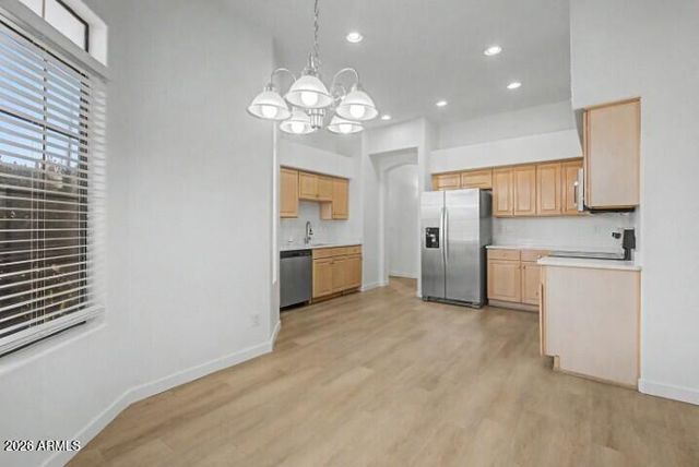18816 N 3RD Avenue, Phoenix, AZ 85027