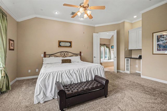 1541 Moncrey Avenue, League City, TX 77573
