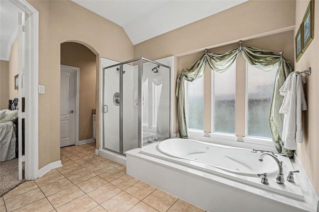 1541 Moncrey Avenue, League City, TX 77573
