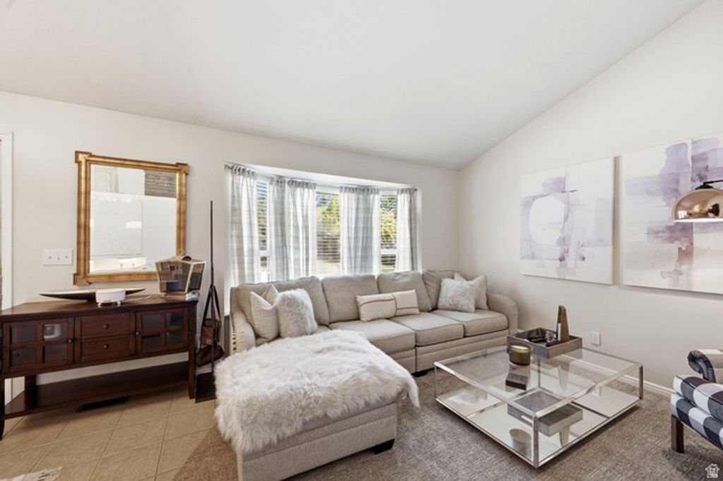 5375 W SAGUARO DR, West Jordan, UT 84081 — photo 4
