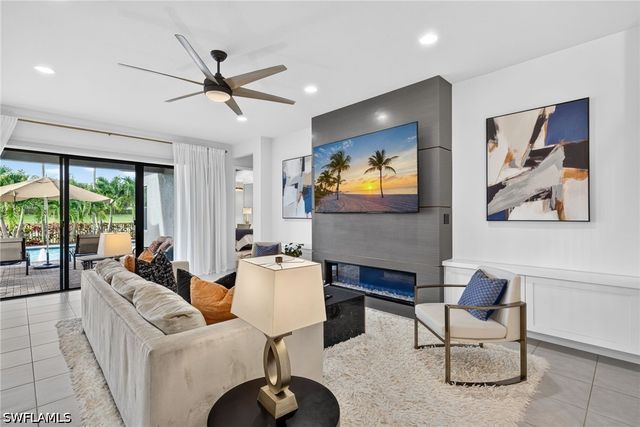 4036 Nova LN, Naples, FL 34119