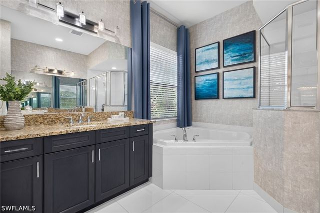 4036 Nova LN, Naples, FL 34119