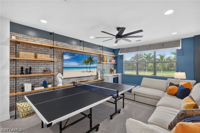 4036 Nova LN, Naples, FL 34119