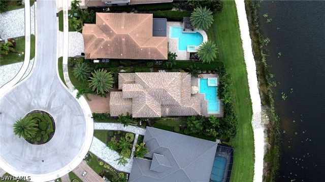 4036 Nova LN, Naples, FL 34119
