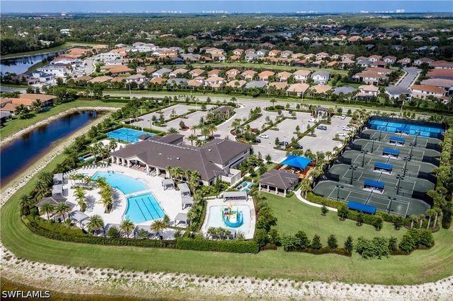 4036 Nova LN, Naples, FL 34119