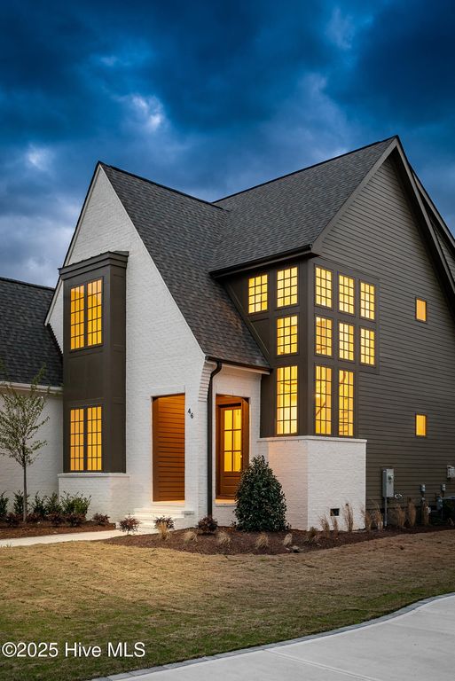 Image 2 of property listing at 46 Pinewood Cove, Snow Hill, NC 28580