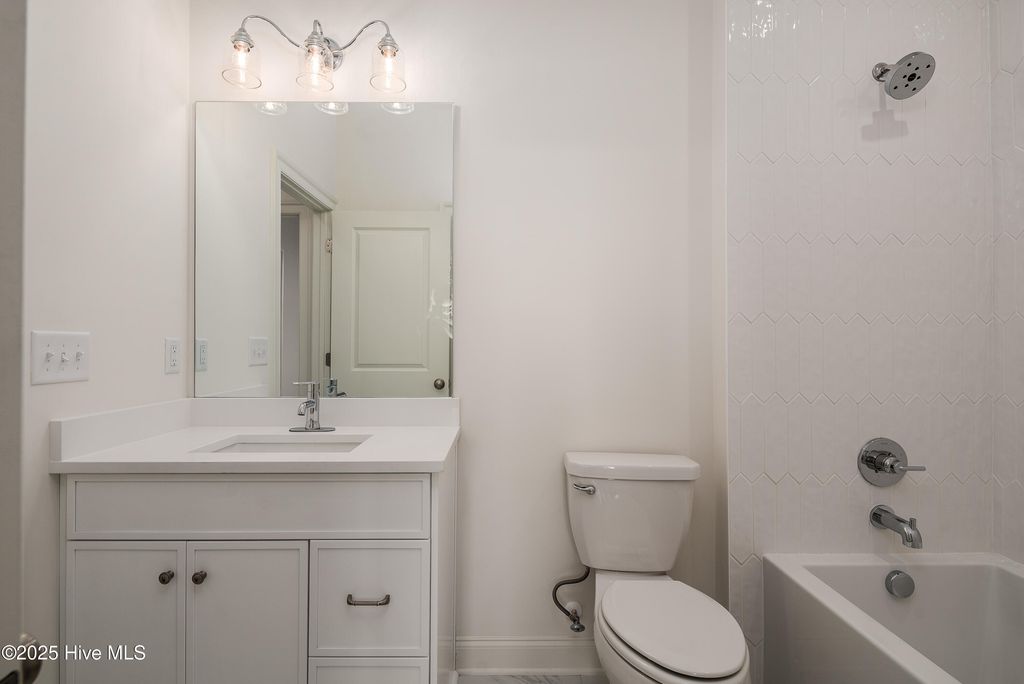 Image 38 of property listing at 46 Pinewood Cove, Snow Hill, NC 28580