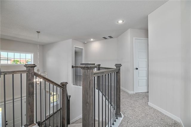 24207 W 58th Place, Shawnee, KS 66226