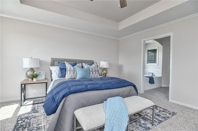 24207 W 58th Place, Shawnee, KS 66226