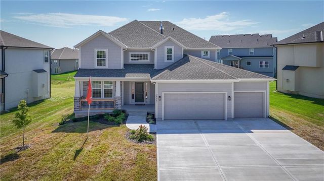 24207 W 58th Place, Shawnee, KS 66226