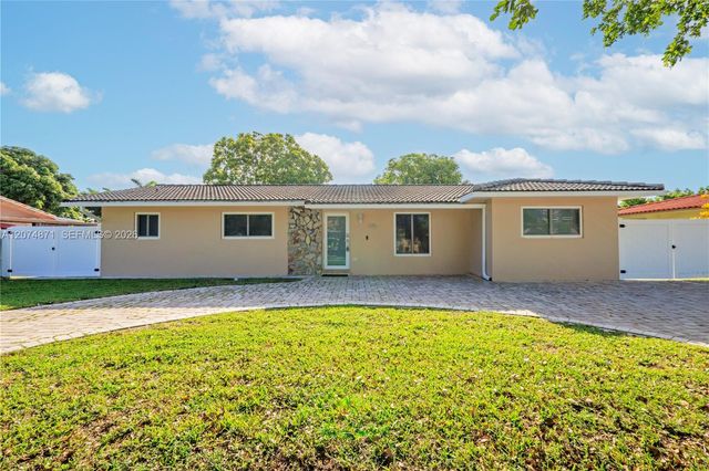 225 SW 102nd Place, Sweetwater, FL 33174