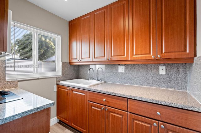 225 SW 102nd Place, Sweetwater, FL 33174