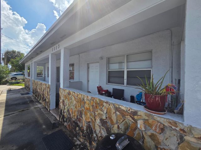 1111 N 21st Street, Fort Pierce, FL 34950