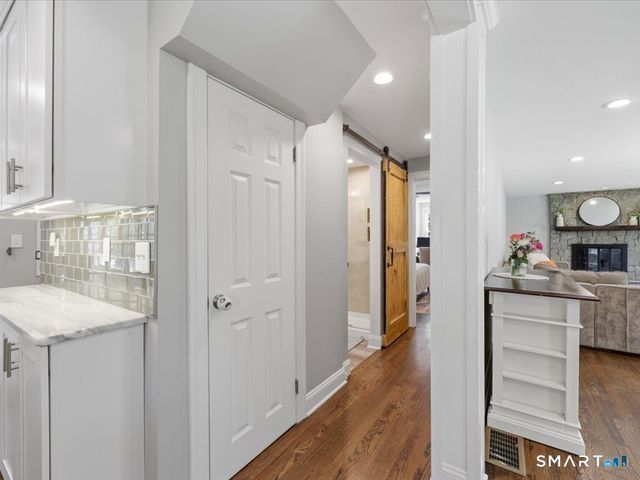 131 Oronoque Road, Milford, CT 06461