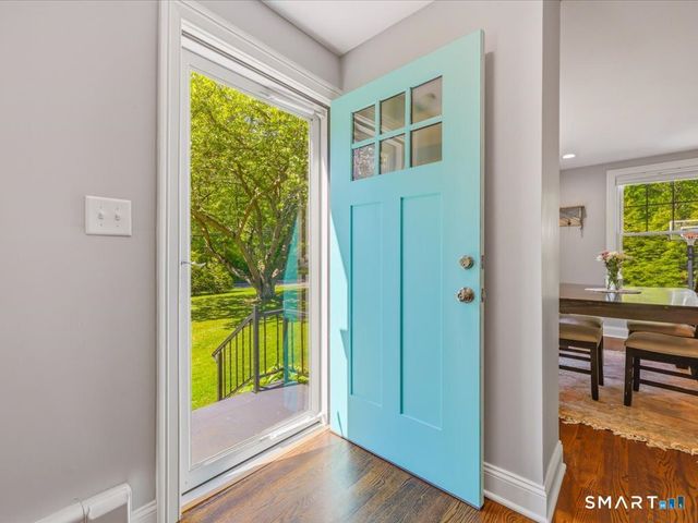 131 Oronoque Road, Milford, CT 06461