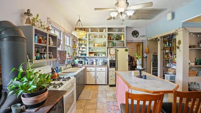 417 S Hickory Street, Jesup, GA 31546