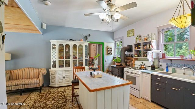 417 S Hickory Street, Jesup, GA 31546