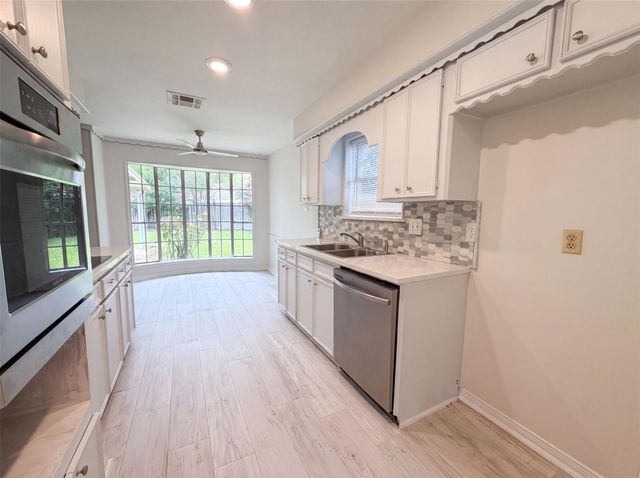 16338 Hollow Wood Drive, Houston, TX 77090
