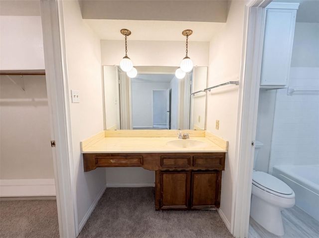 16338 Hollow Wood Drive, Houston, TX 77090
