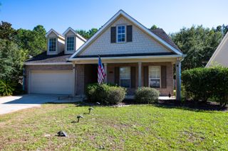 486 Symphony Way, Freeport, FL 32439