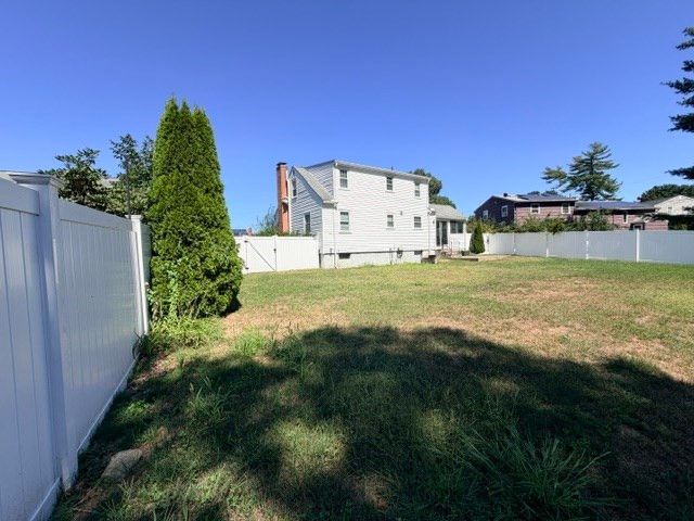 32 Breer Cir, Brockton, MA 02301