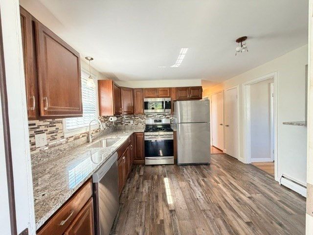 32 Breer Cir, Brockton, MA 02301