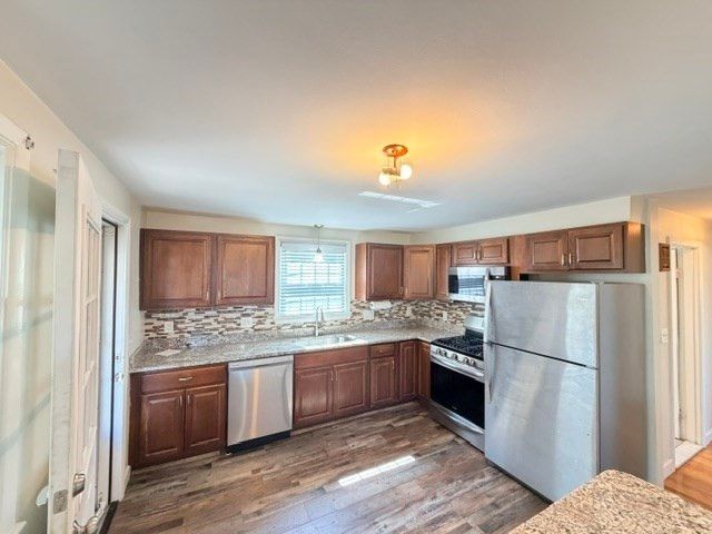 32 Breer Cir, Brockton, MA 02301