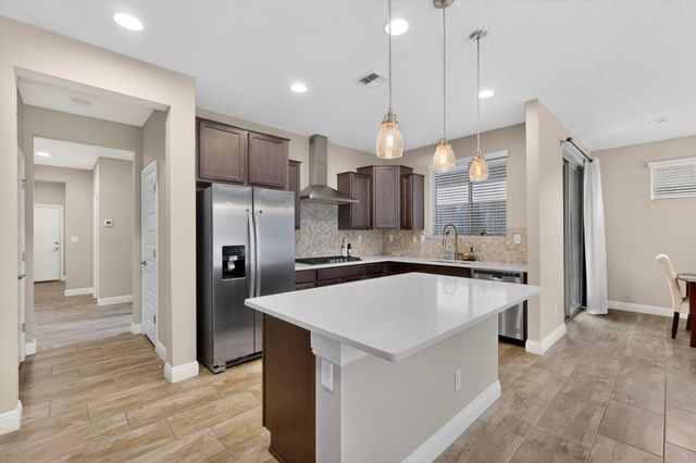 6306 Vista Del Bosque Drive NW, Albuquerque, NM 87120