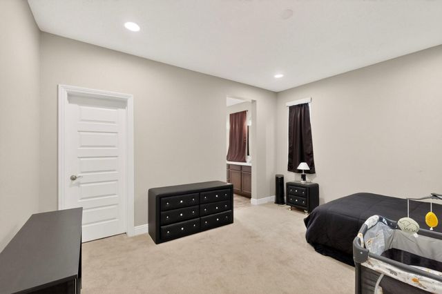 6306 Vista Del Bosque Drive NW, Albuquerque, NM 87120