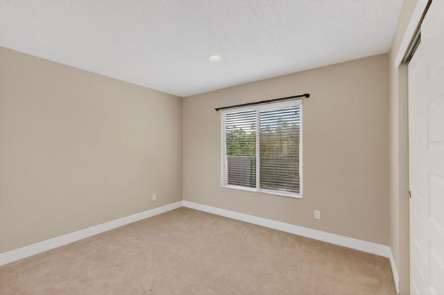 6306 Vista Del Bosque Drive NW, Albuquerque, NM 87120