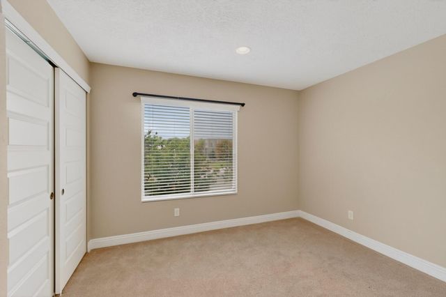 6306 Vista Del Bosque Drive NW, Albuquerque, NM 87120