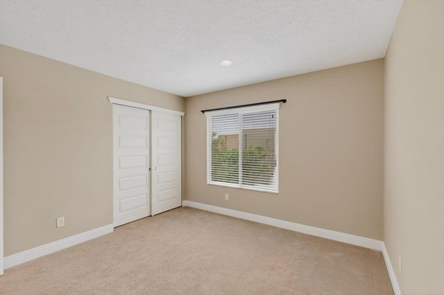 6306 Vista Del Bosque Drive NW, Albuquerque, NM 87120