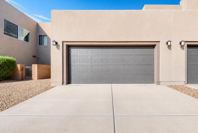 6306 Vista Del Bosque Drive NW, Albuquerque, NM 87120