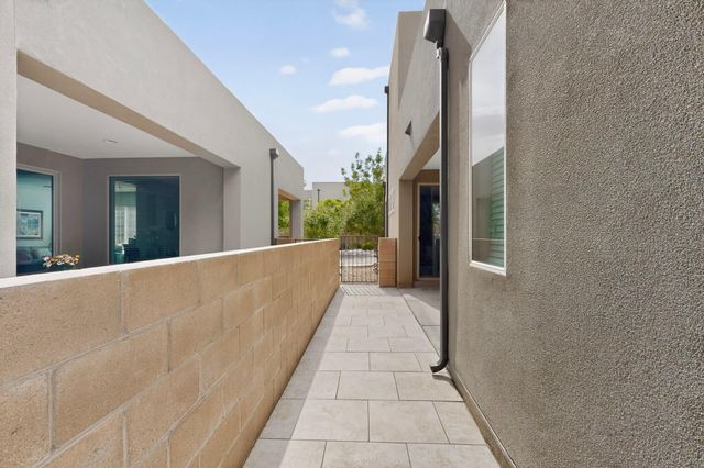 6306 Vista Del Bosque Drive NW, Albuquerque, NM 87120
