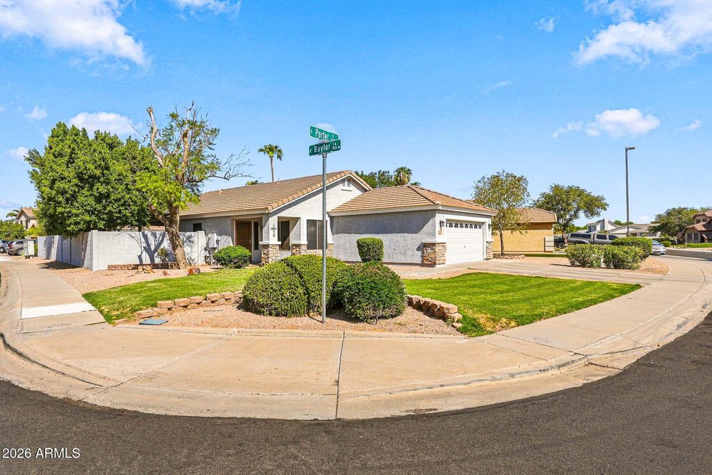 1348 S PORTER Street, Gilbert, AZ 85296 — photo 2
