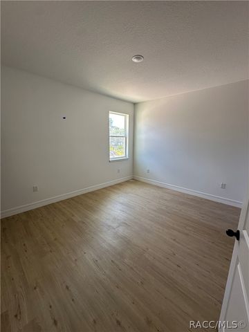 6327 N Hobson Terrace, Dunnellon, FL 34433