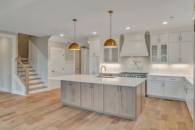 3392 Vinemont Drive, Thompsons Station, TN 37179
