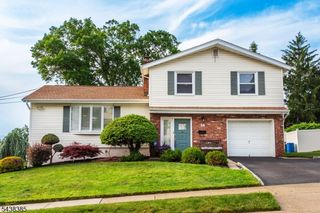 14 Stirling Ln, Wayne Twp., NJ 07470