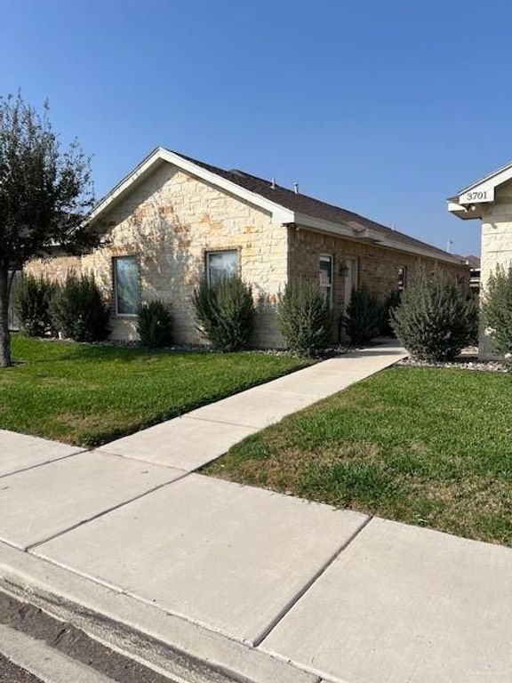 3705 Hawthorne Avenue, Edinburg, TX 78539