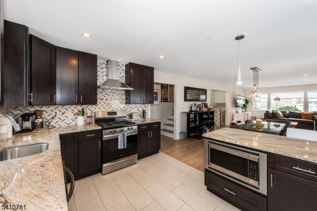 112 Lincoln St, Montclair Twp., NJ 07042