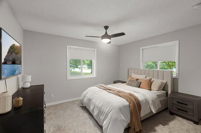 7532 Xerxes Avenue N, Brooklyn Park, MN 55444