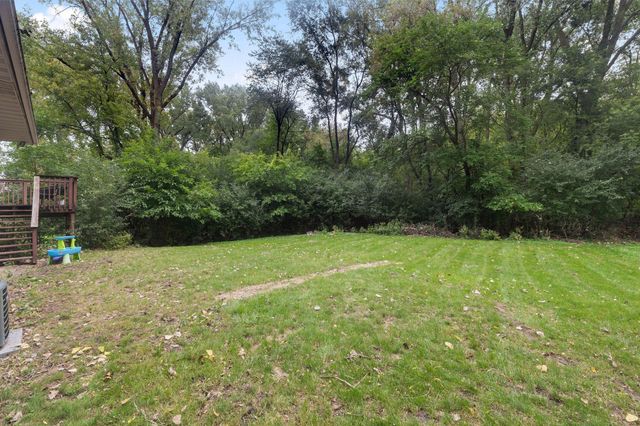 7532 Xerxes Avenue N, Brooklyn Park, MN 55444