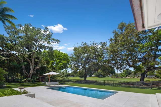 4100 Pinta Ct, Coral Gables, FL 33146