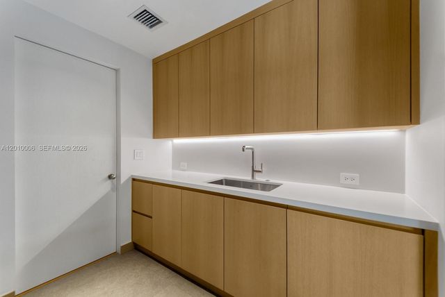 4100 Pinta Ct, Coral Gables, FL 33146