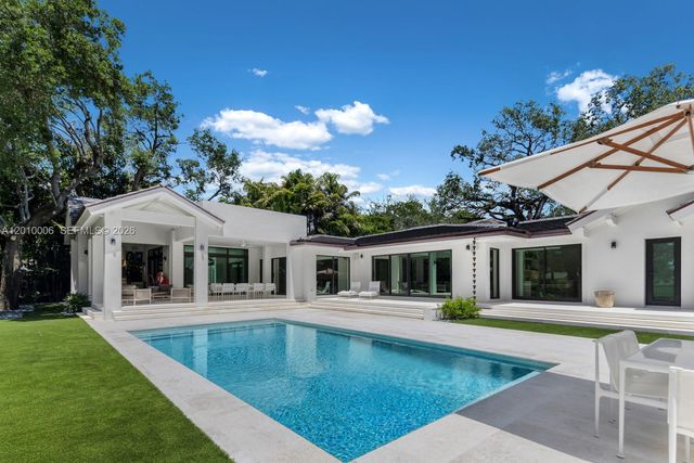 4100 Pinta Ct, Coral Gables, FL 33146