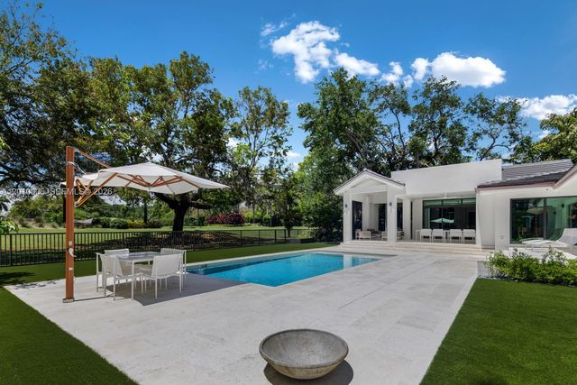 4100 Pinta Ct, Coral Gables, FL 33146