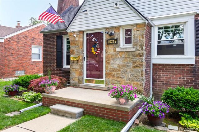 15217 Belmont Avenue, Allen Park, MI 48101