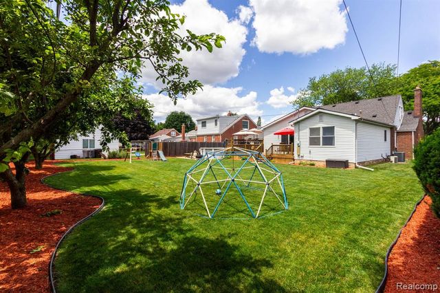 15217 Belmont Avenue, Allen Park, MI 48101
