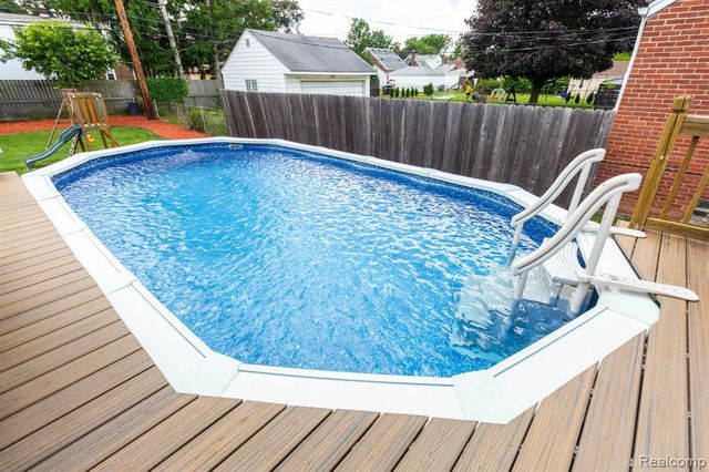 15217 Belmont Avenue, Allen Park, MI 48101