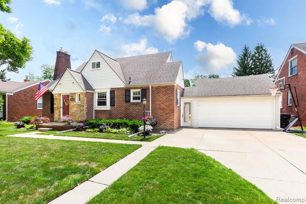 15217 Belmont Avenue, Allen Park, MI 48101